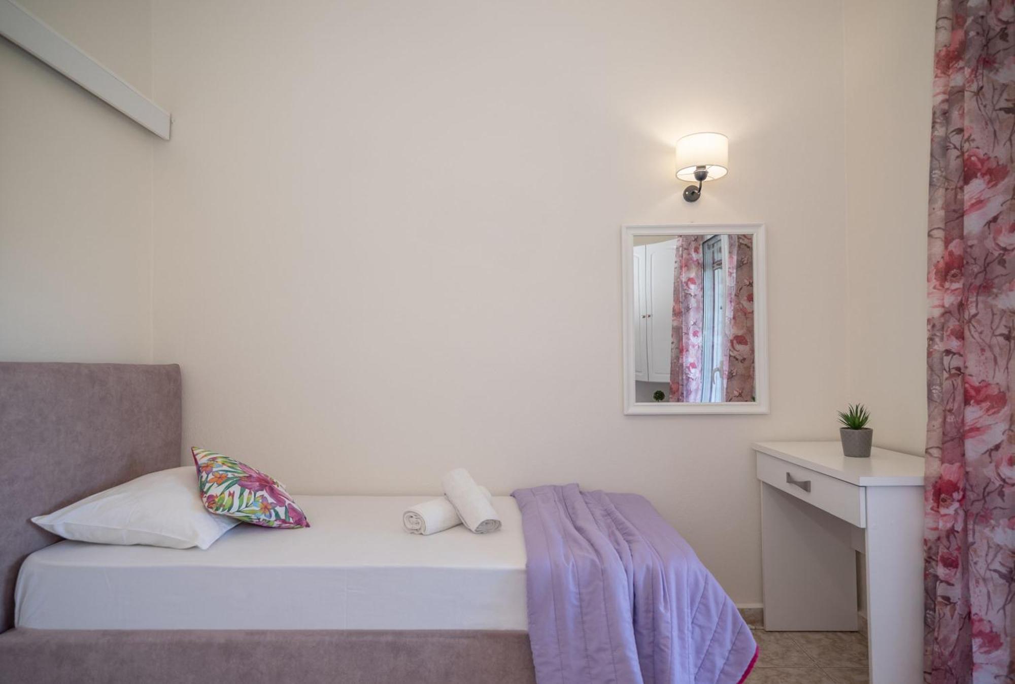 Kamara Apartments Alykanas  Dış mekan fotoğraf