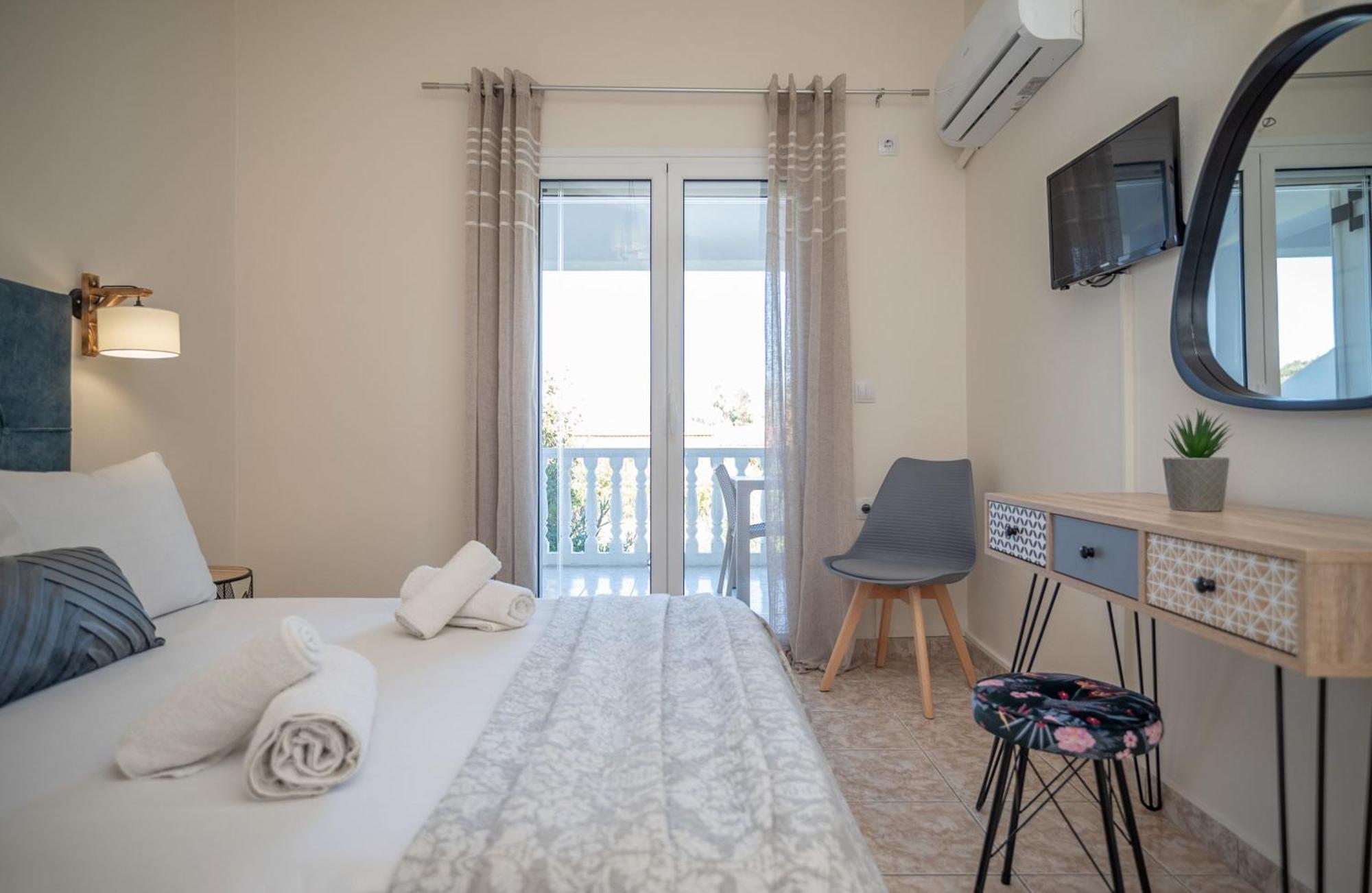 Kamara Apartments Alykanas  Dış mekan fotoğraf